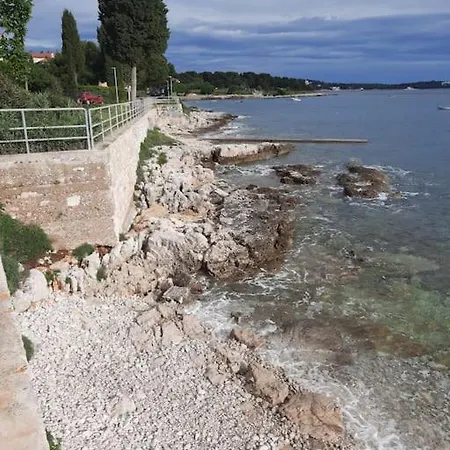 Luna Apartman *